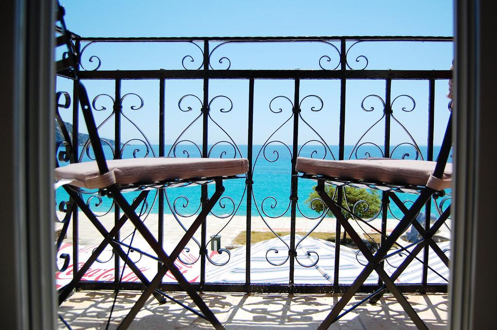 Guesthouse 1932 Himare Phòng bức ảnh