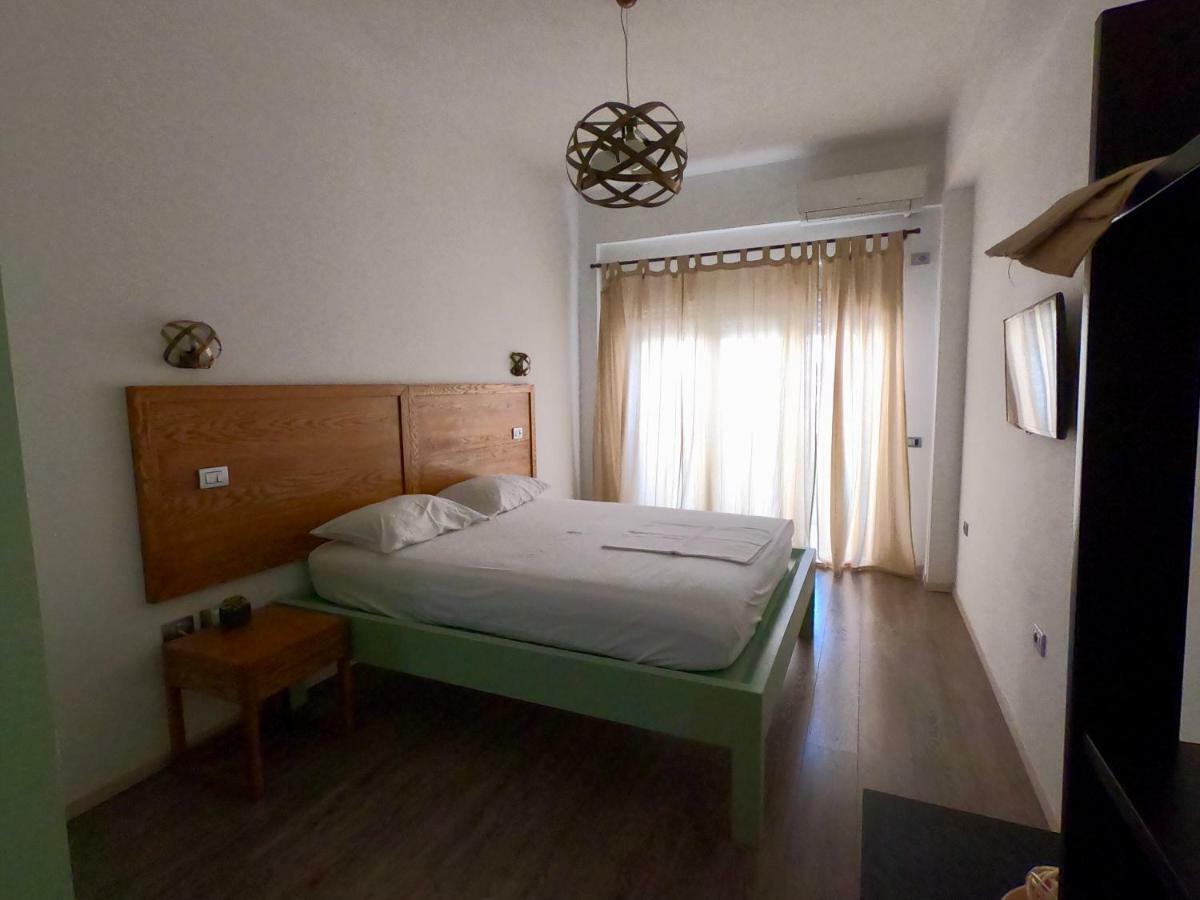 Guesthouse 1932 Himare Ngoại thất bức ảnh