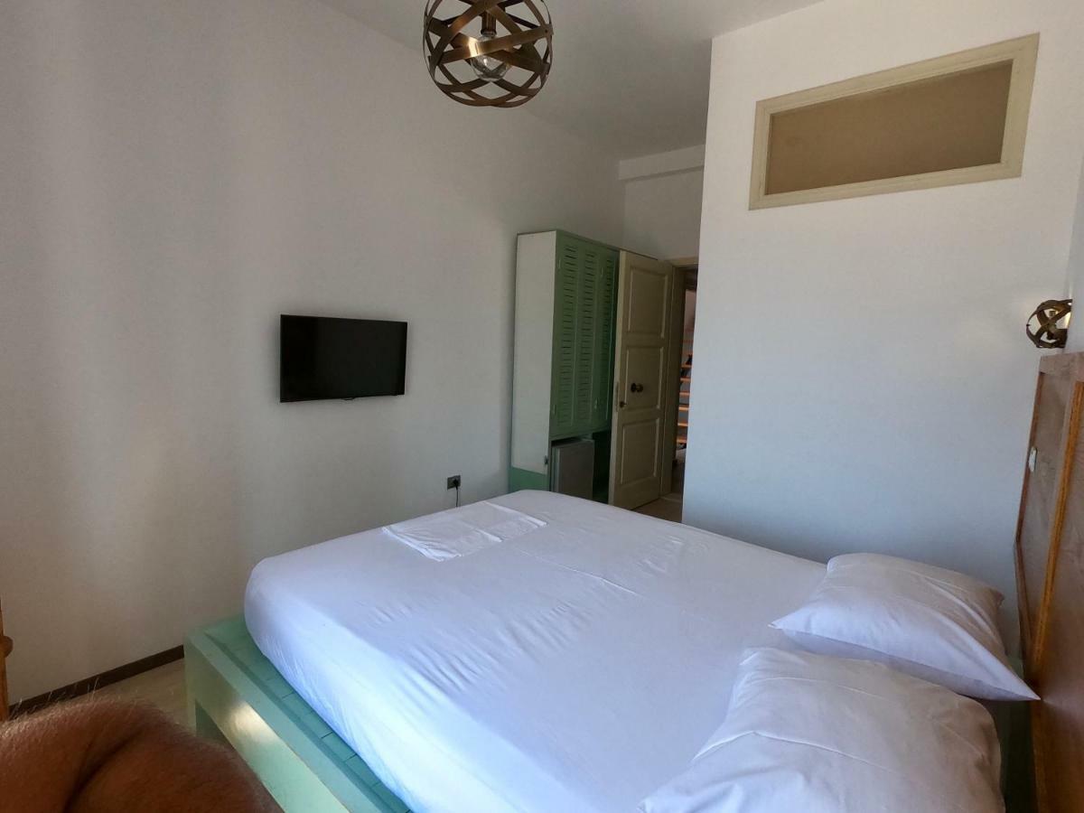 Guesthouse 1932 Himare Ngoại thất bức ảnh